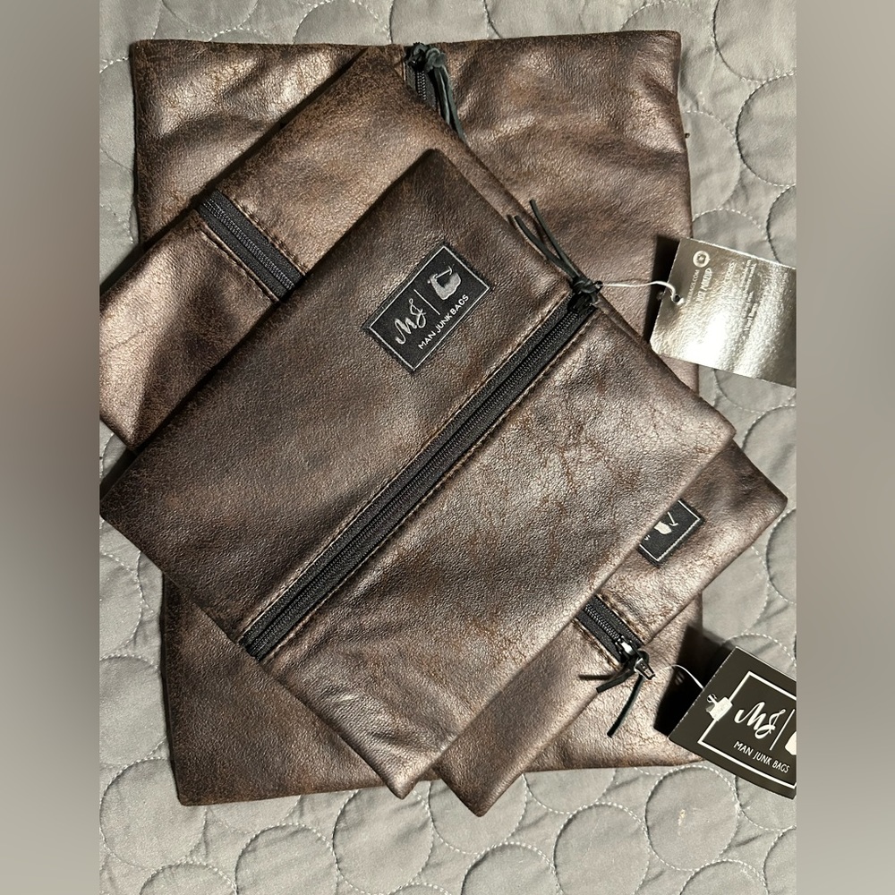 MAKEUP JUNKIE “MAN JUNK” SET - SMALL, MEDIUM, LARGE BAGS - NEW WITH TAGS